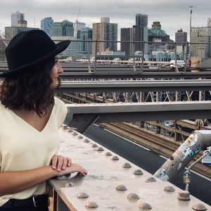 Meet your Posher, Rachel